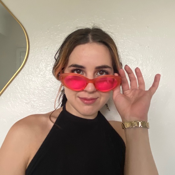 Funky glasses - Picture 2 of 2